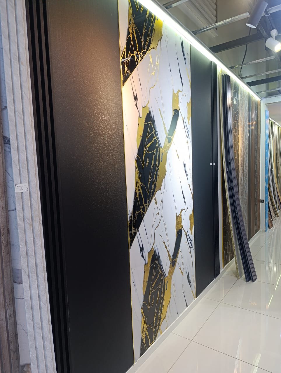 شركة العالميه للأصباغ والديكورات